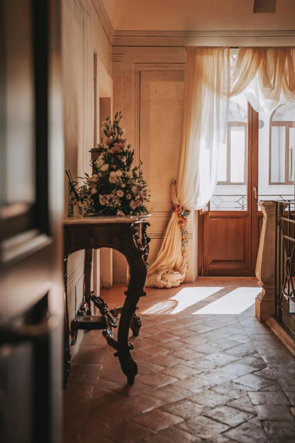 Palazzo Palitti Bed & Breakfast Roio Bagian luar foto