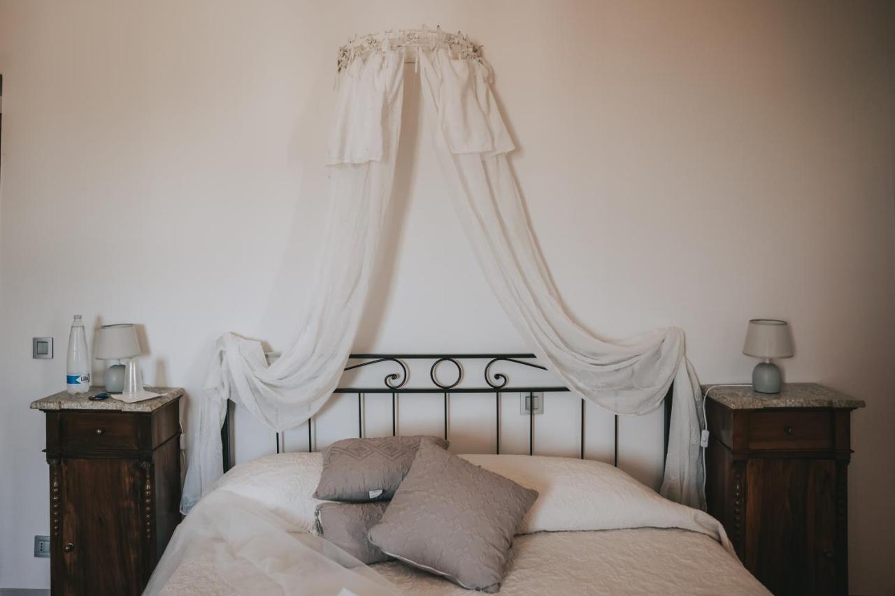Palazzo Palitti Bed & Breakfast Roio Bagian luar foto