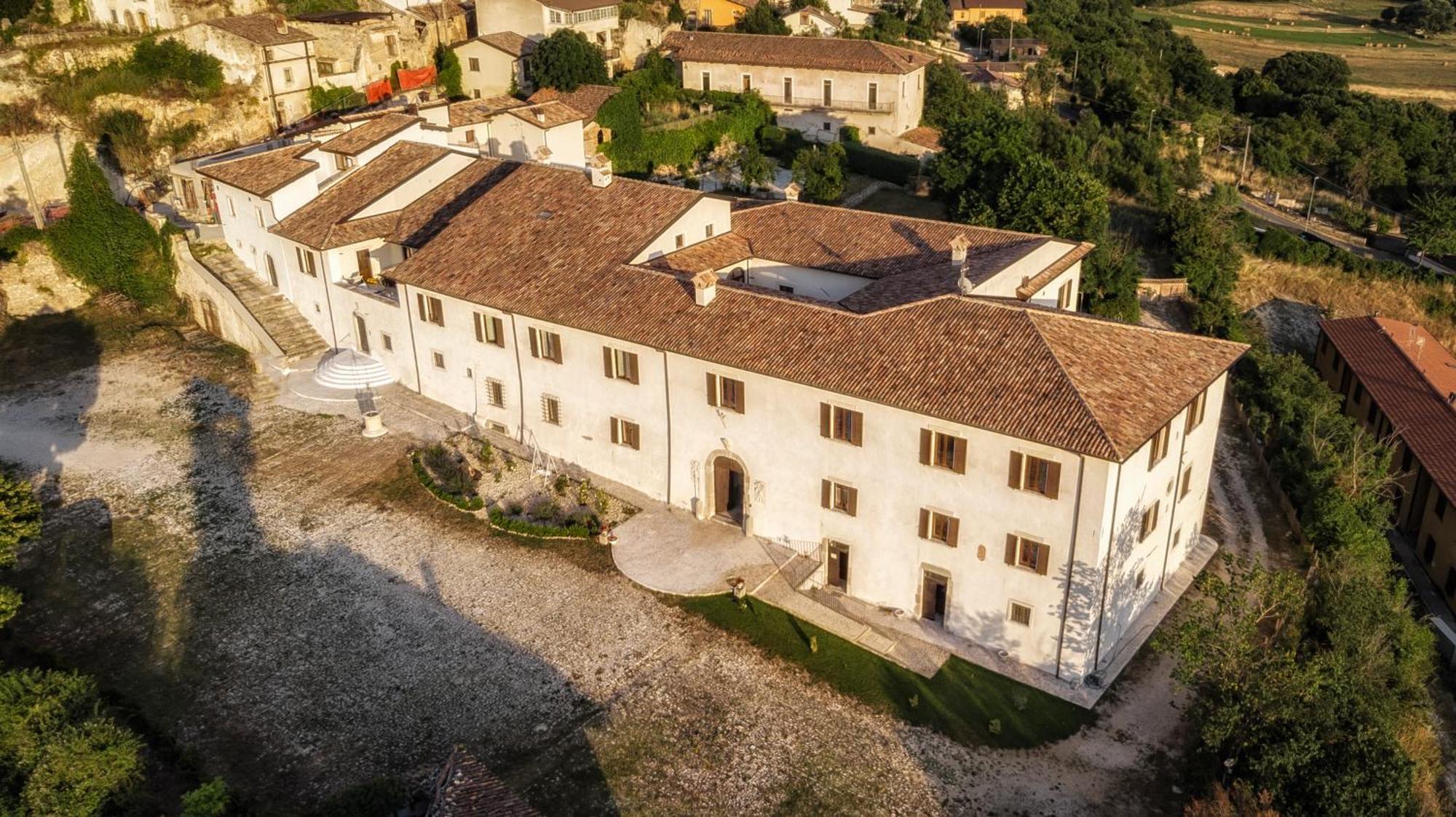 Palazzo Palitti Bed & Breakfast Roio Bagian luar foto